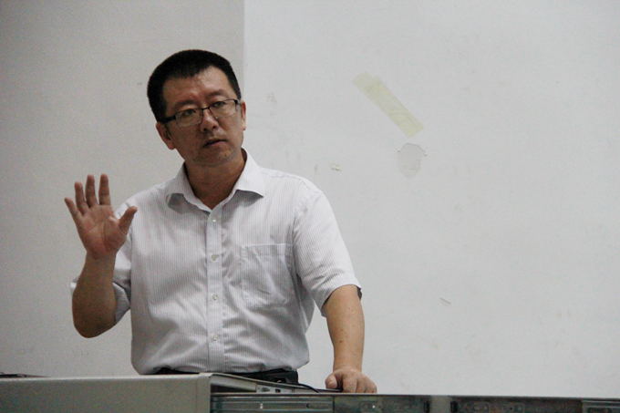 1473306221535315.jpg 新生讲座(王松)修稿 (9)_看图王.jpg