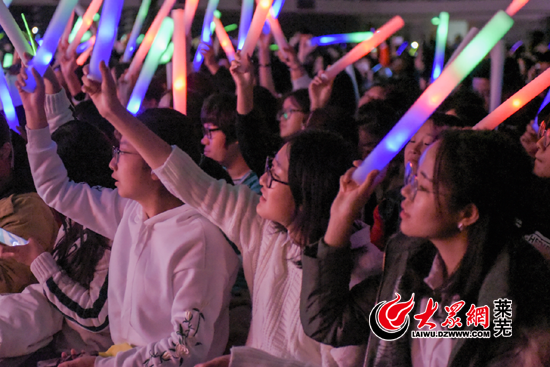 1540028236785114.png 444.png