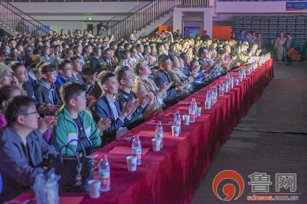 1540173913375667.png 2.png